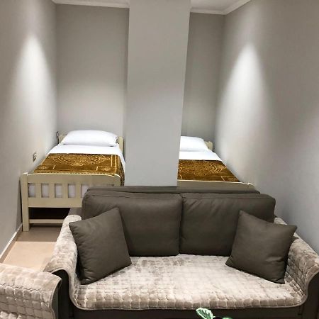 Cozy Guesthome Korce Eksteriør billede